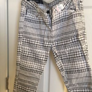 Black and white Cropped Pants